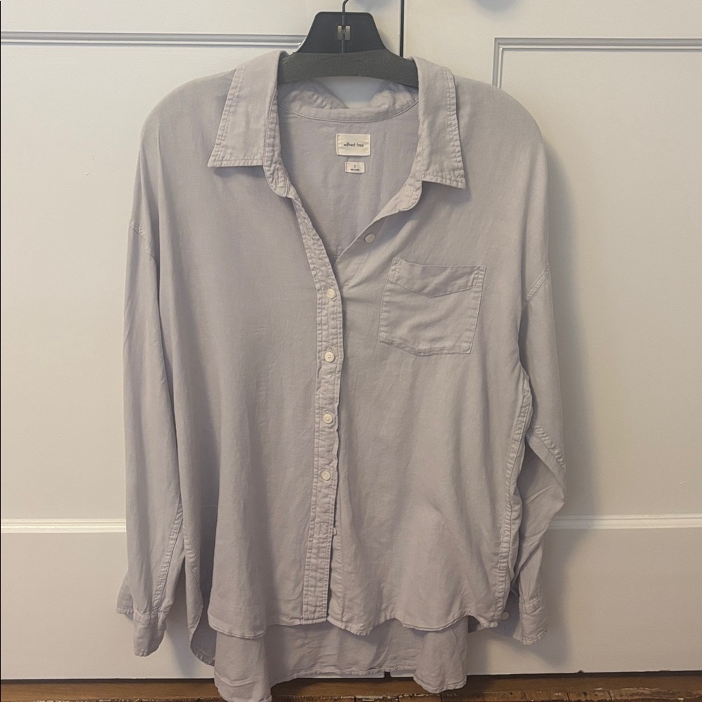 Aritzia Wilfred Free Boyfriend Linen Shirt EUC
